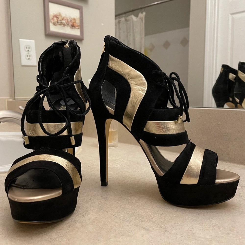 Guess platform heels